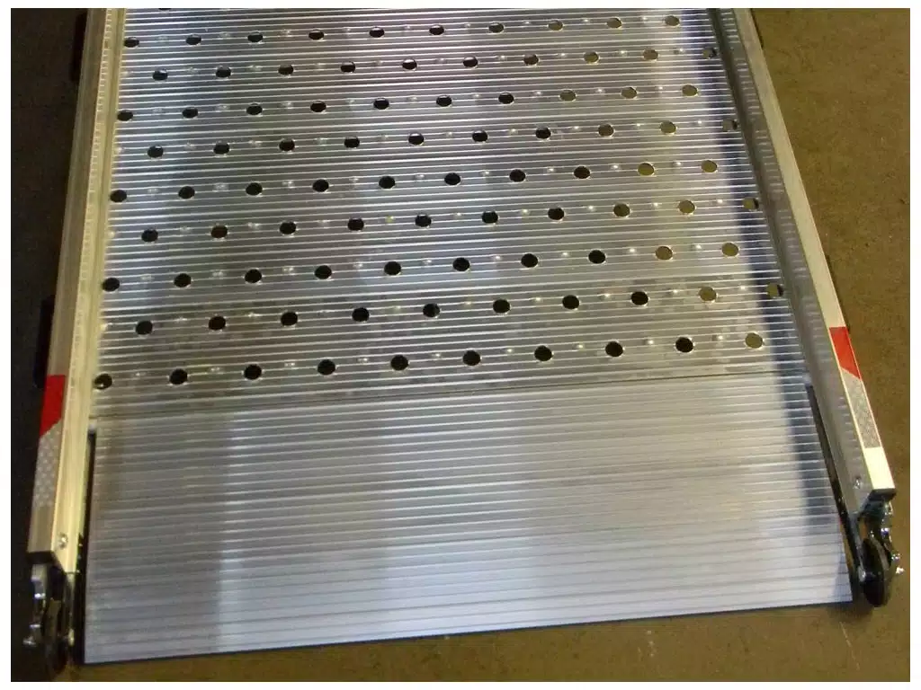 National Fleet Light Series Van Ramp - Image 2